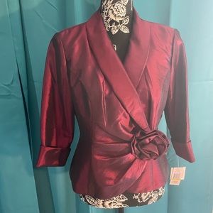 NWT - Alex Evenings Top - Medium Petite